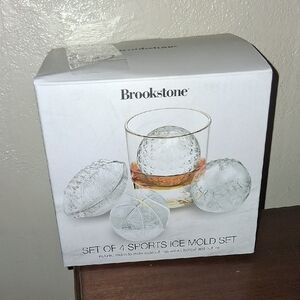 Brookstone Sports Ice Mold Set - Clear